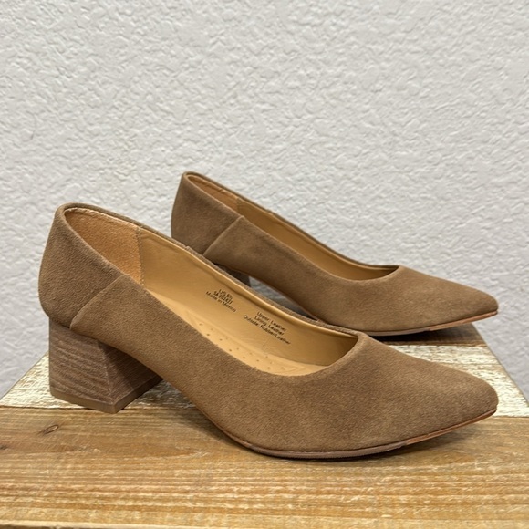 Nisolo Fiorela Go To Suede Mid Heel Taupe Size 6.5 - Picture 2 of 7